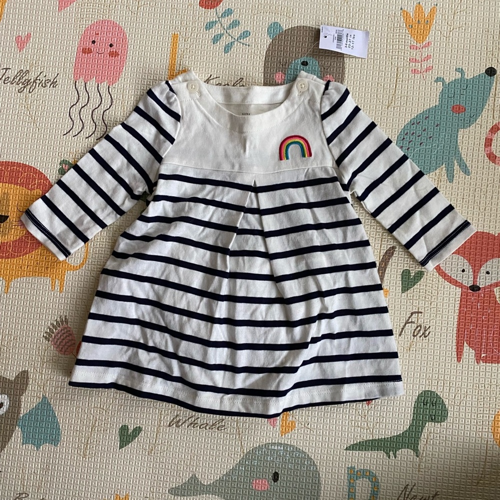 NWT 3-6 months GAP long sleeve dress w/ bloomer